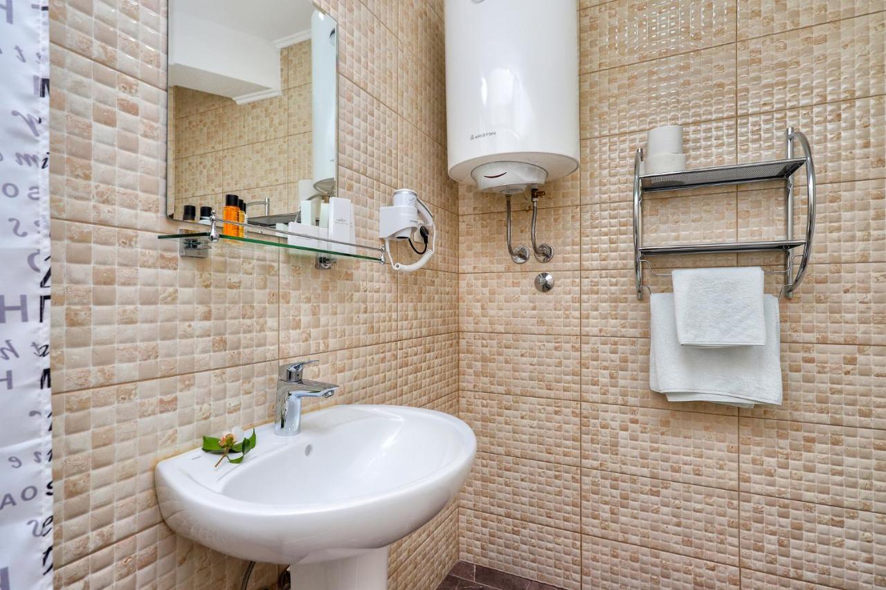 Apartment Castellino Kotor Eksteriør billede